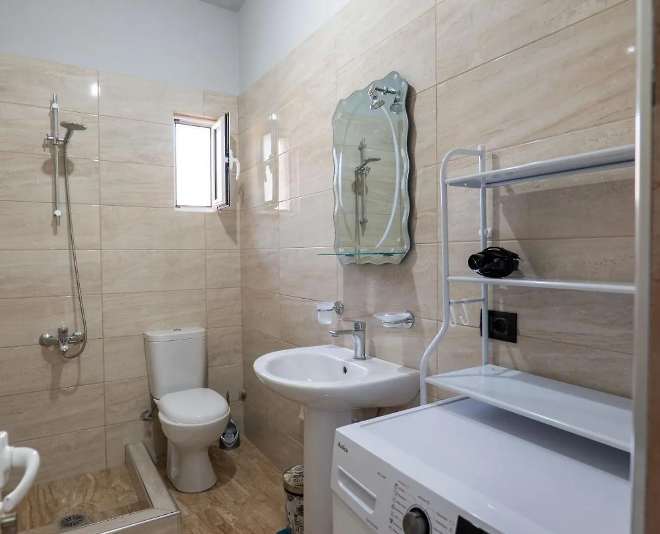 Denis Apartments Sarandë 0*,  Albania